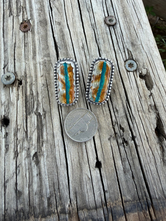 Royston Ribbon studs