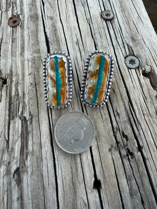 Royston Ribbon studs