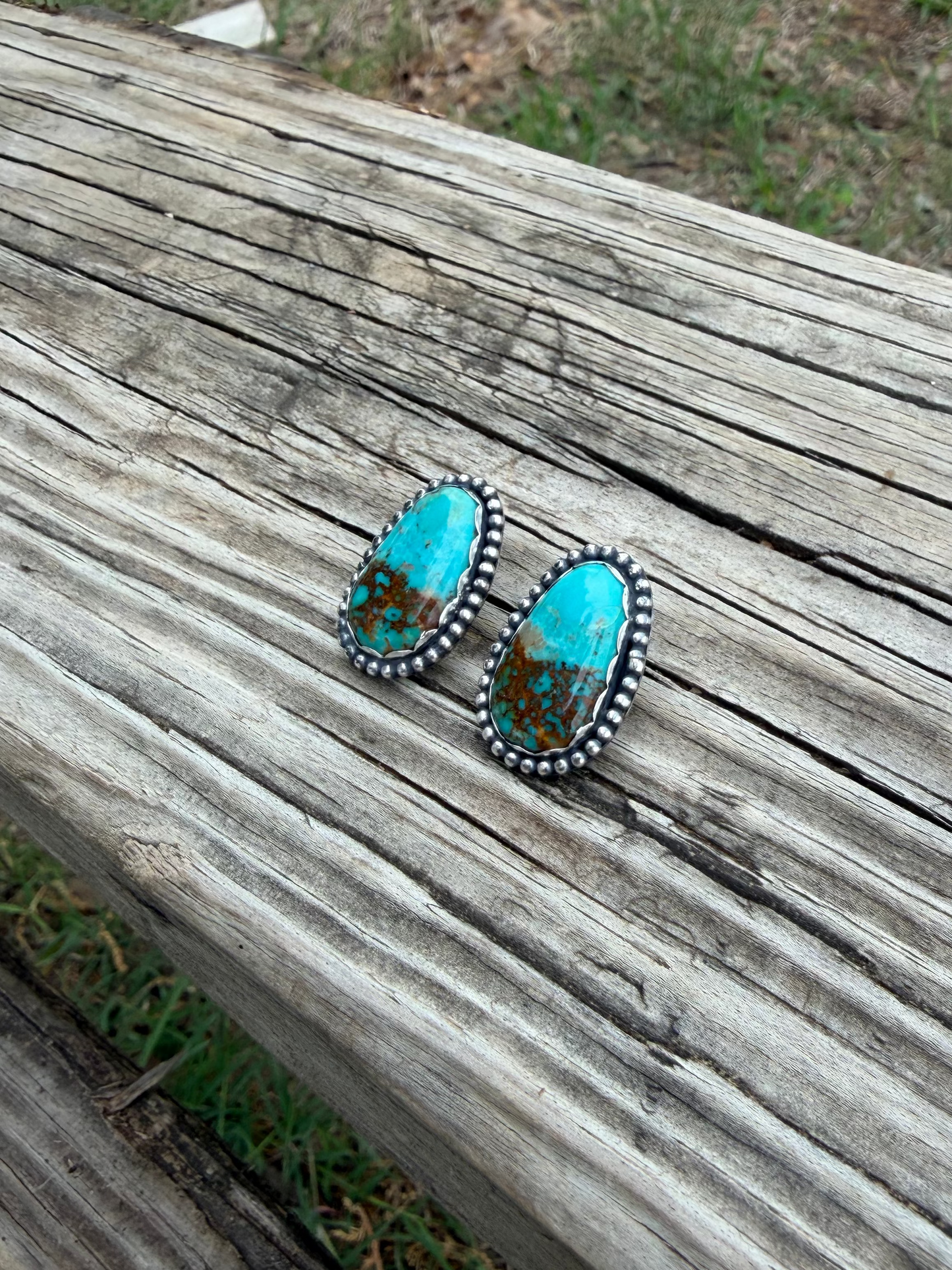Easter blue Studs